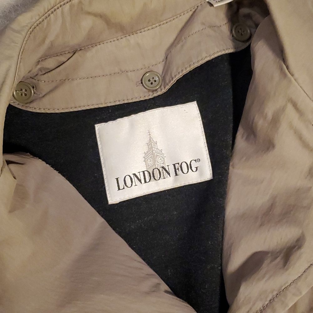 Vintage London Fog Taupe 3/4 Lined Trench Coat - Picture 2 of 12